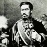 王朝交代をふせぐため明治帝が固く禁じたのが女系､養子｡なぜ高市は養子OKに改正したんだ？