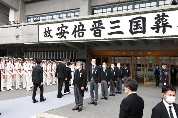 安倍元首相銃撃事件から4年…断罪される旧統一教会と、次々復権する自民カ〇ト議員