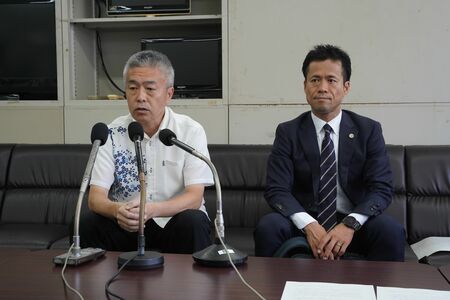 【沖縄】警棒で右目失明の元高校生「デマで傷つけられている」　賠償報道を機に中傷再燃　弁護士「断固たる措置」