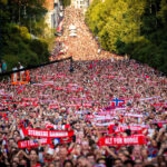 【サッカー】約９万人がノルウェー王宮前に殺到「狂気とも言える光景だ」ソルバッケン監督が祝賀ムードに感激