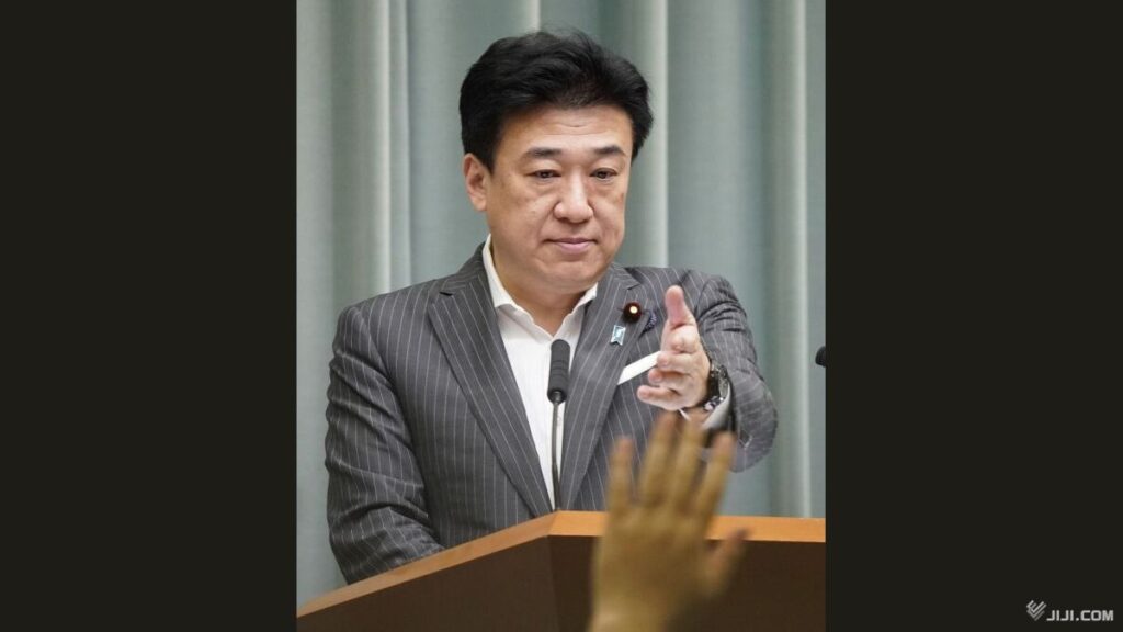 官邸・自民、国会対応ぎくしゃく　官房長官「延長不要」が波紋