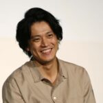 【ドラマ】《主人公が脇役みたい》の声も…「豊臣兄弟！」小栗旬“信長”のアドリブに賛否　大河ドラマに史実はどこまで求められる？