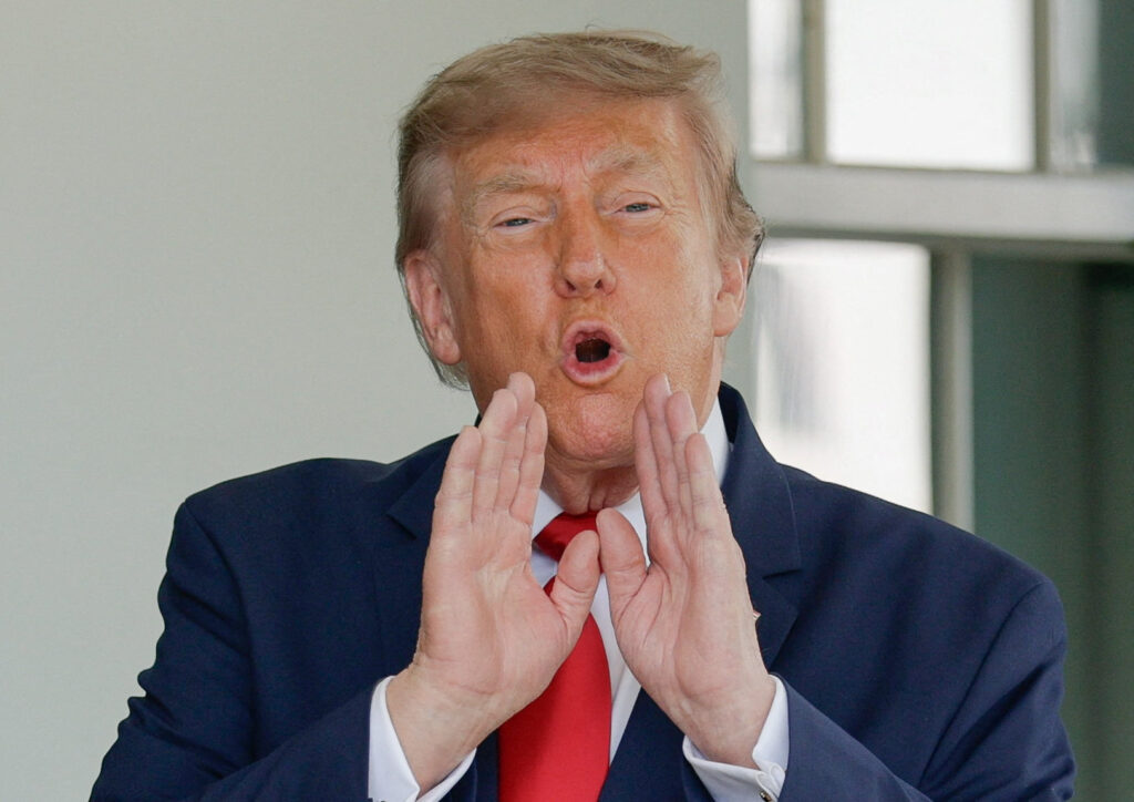 トランプ　ホルムズ海峡通過の対価20％要求、事実上撤回