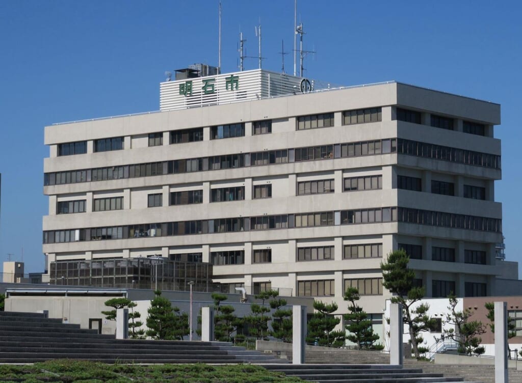 【独自】明石市議会・千住啓介市議が辞職　自身が代表務める会社の神戸市条例違反受け