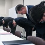 点滴に人間のう〇こ入れて殺した病院が謝罪