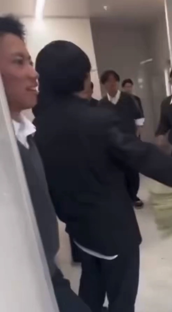 このイジメっ子のパンチ力を評価してあげてください！！