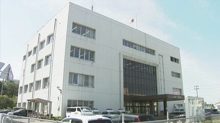 短大生の男(22)と大学生の女(22)、美容オイル13本を万引きして逮捕