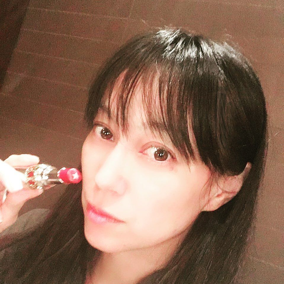 【芸能】父は元プロサッカー選手、母はホラー女優…23歳女優の最新ショット「ビックリした！」「綺麗！」「何かを言いたげな視線がいい」