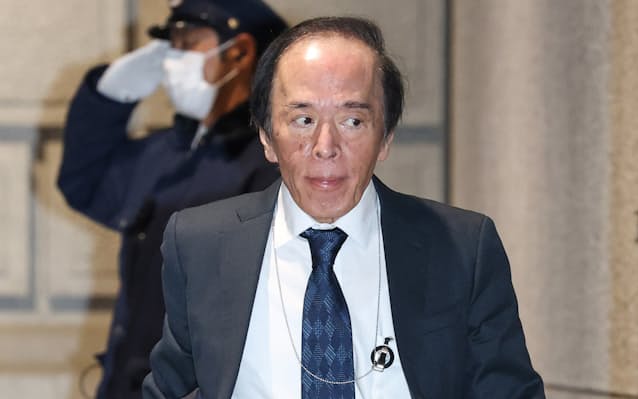 日銀、政策金利据え置きへ　26年度成長率予測の引き上げ検討