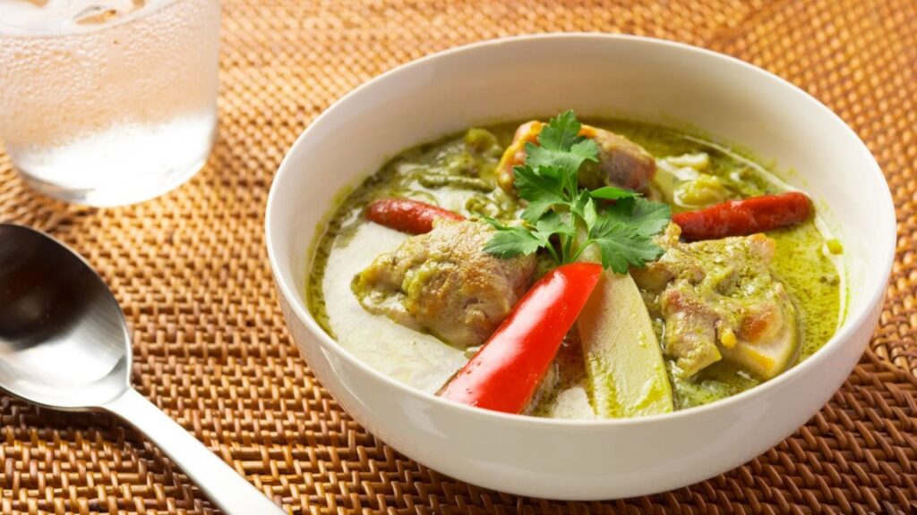 毎日グリーンカレーを作るから…隣人トラブル3割が「外国人」、解決の鍵は「罰則」か、それとも「歩み寄り」か