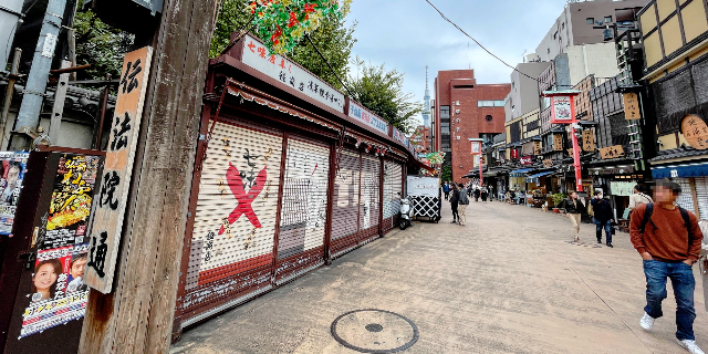 【東京】浅草寺“真横”に「不法占拠」32店舗、約40年“黙認”も…なぜ、いま裁判に？　揉める“きっかけ”となった「元区長」鶴の一声