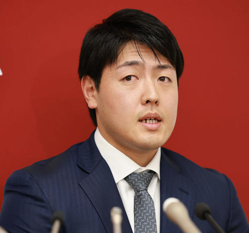 【野球】岡本和真の契約の詳細判明　ブルージェイズと4年93億円で合意　巨人への譲渡金は17億円