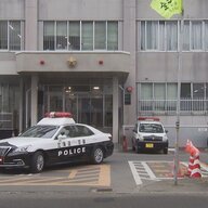 マチアプで知り合った女と車内にいると…別の男女が現われ46歳男性から車と現金数万円など強奪
