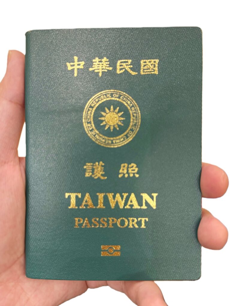 【台湾メディア】 日本に行くチャイナ人観光客、パスポートを「台湾に偽装」で物議
