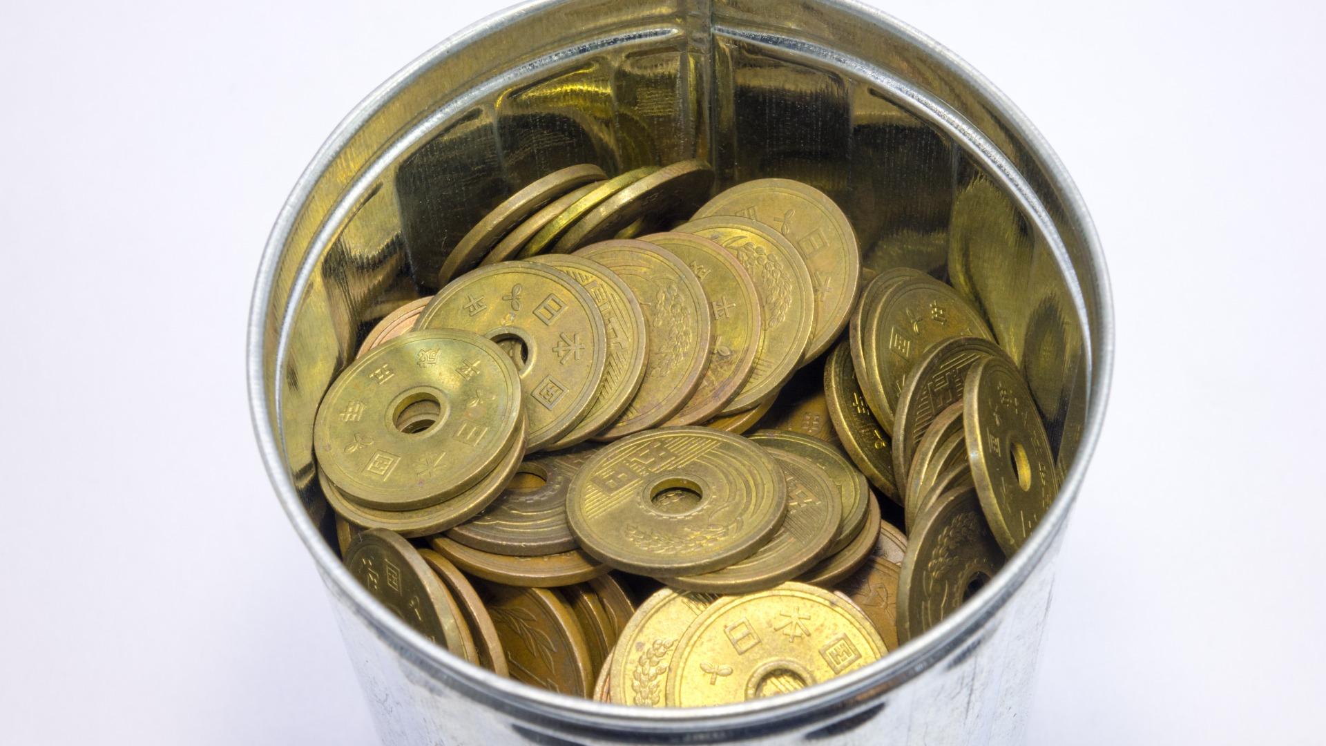 銅高騰 5円玉溶かし取り出すと罪