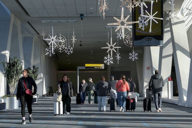 アメリカ、入国時に「日本人を含む外国人観光客の最大5年分のSNS履歴の提出」義務化　過去10年間に使用のメールアドレスや電話番号等も