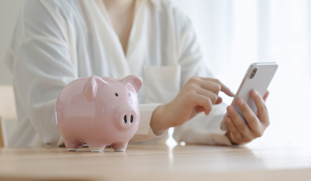 【経済】50代の金融資産額が平均で「1000万円」を超えるとニュースで見ました。うちは毎月「7万円」の貯金がやっと…。皆そんなにお金があるのでしょうか？