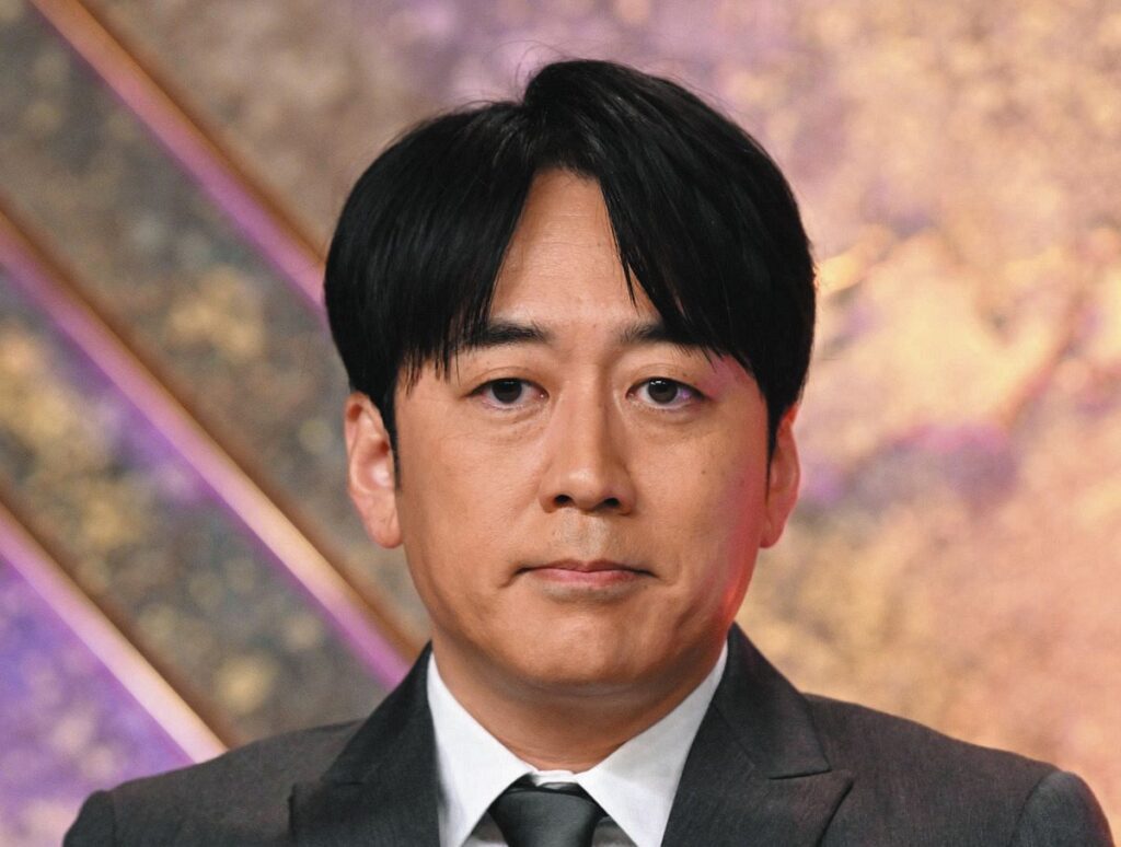 【ジャパンモビリティショー】レクサス発表の6輪車、安住紳一郎アナ「ちょっと車庫入れ、無理かな？」 Xでは「見た目は男性層にウケそう」などさまざまな反応