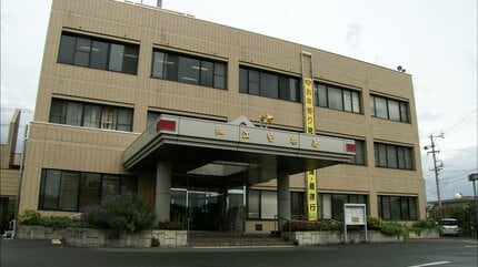 【静岡】「やかましい」リゾートホテルでカラオケルームの鍵を開けようとしていた男性に隣の部屋の客が暴行か 60無職代男逮捕　浜松市