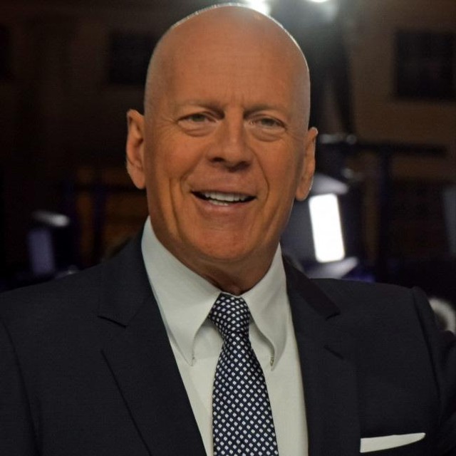 70歳、認知症のブルース・ウィリス、もう娘を認識できない　前頭側頭型認知症に妻「一瞬で人生を根こそぎ奪われる」