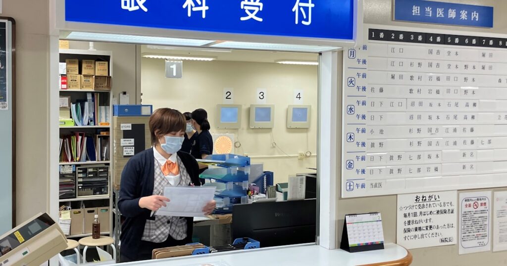 【外来特例】70歳以上の外来「通い放題」を厳格化　厚労省専門委、限度額上げ提起へ