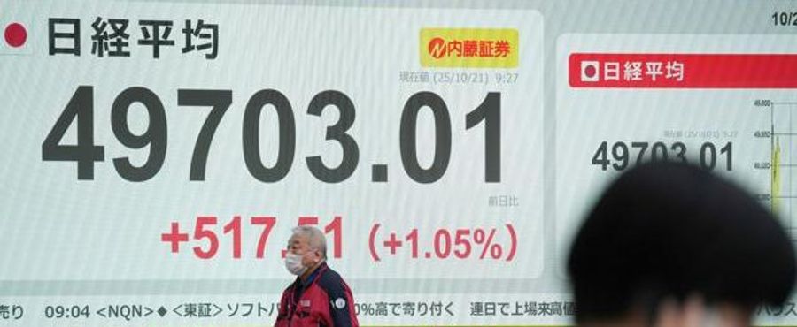 日経平均一時700円超高、史上初の5万円に迫る　高市新政権に期待