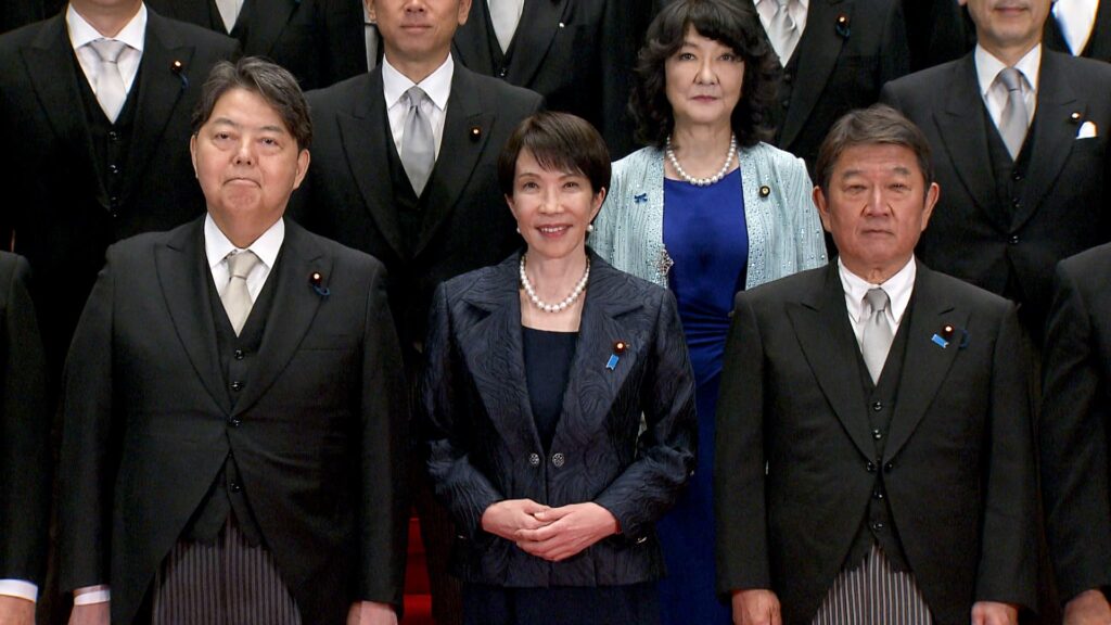 高市内閣支持74% 発足時で歴代2位の高さ テレ東・日経 10月世論調査
