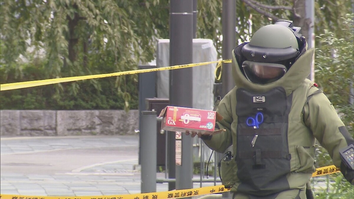 【速報】京都市バス不審物騒ぎ　80代男を不法投棄疑いで書類送検　箱の中身は”VHSビデオテープ”「他人の目があり捨てられず、移動中バス車内で捨てた」