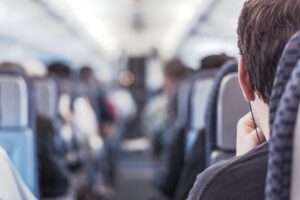 日本国民の83%「景気悪くなった」。「政府対応に不満」    株最高値、就職売り手市場なのになぜ…