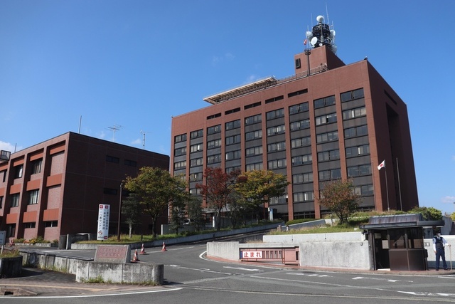 【三重】息子運転の車が父親ひく　路上にいた86歳死亡