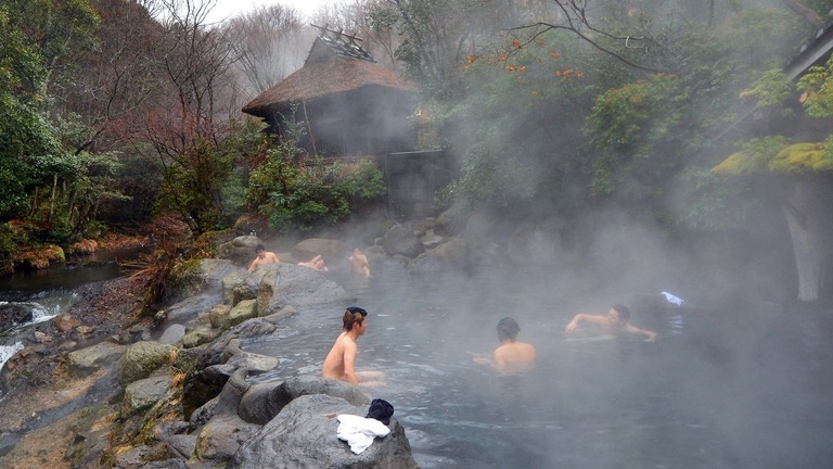 【国際】「はい、完全に裸にならなければなりません」　日本の温泉を実際に訪れた外国人が感じたこととは
