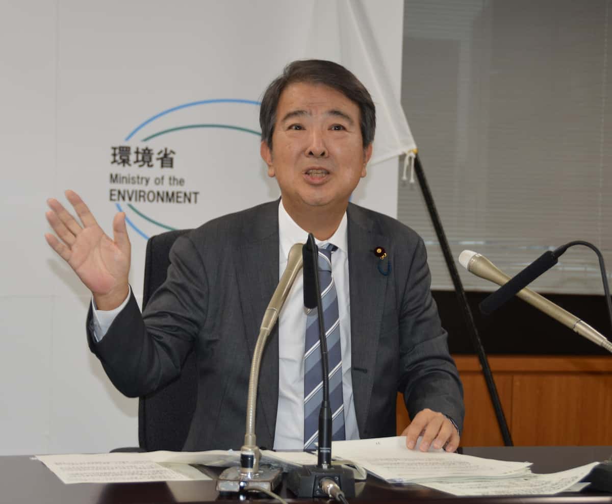 【政治】「悪い太陽光」は規制　石原環境相が就任会見、パネル敷設による自然破壊、土砂崩れを懸念