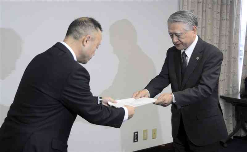 【サッカー】熊本・大津高サッカー部いじめ 「全裸で土下座」認定 第三者委員会