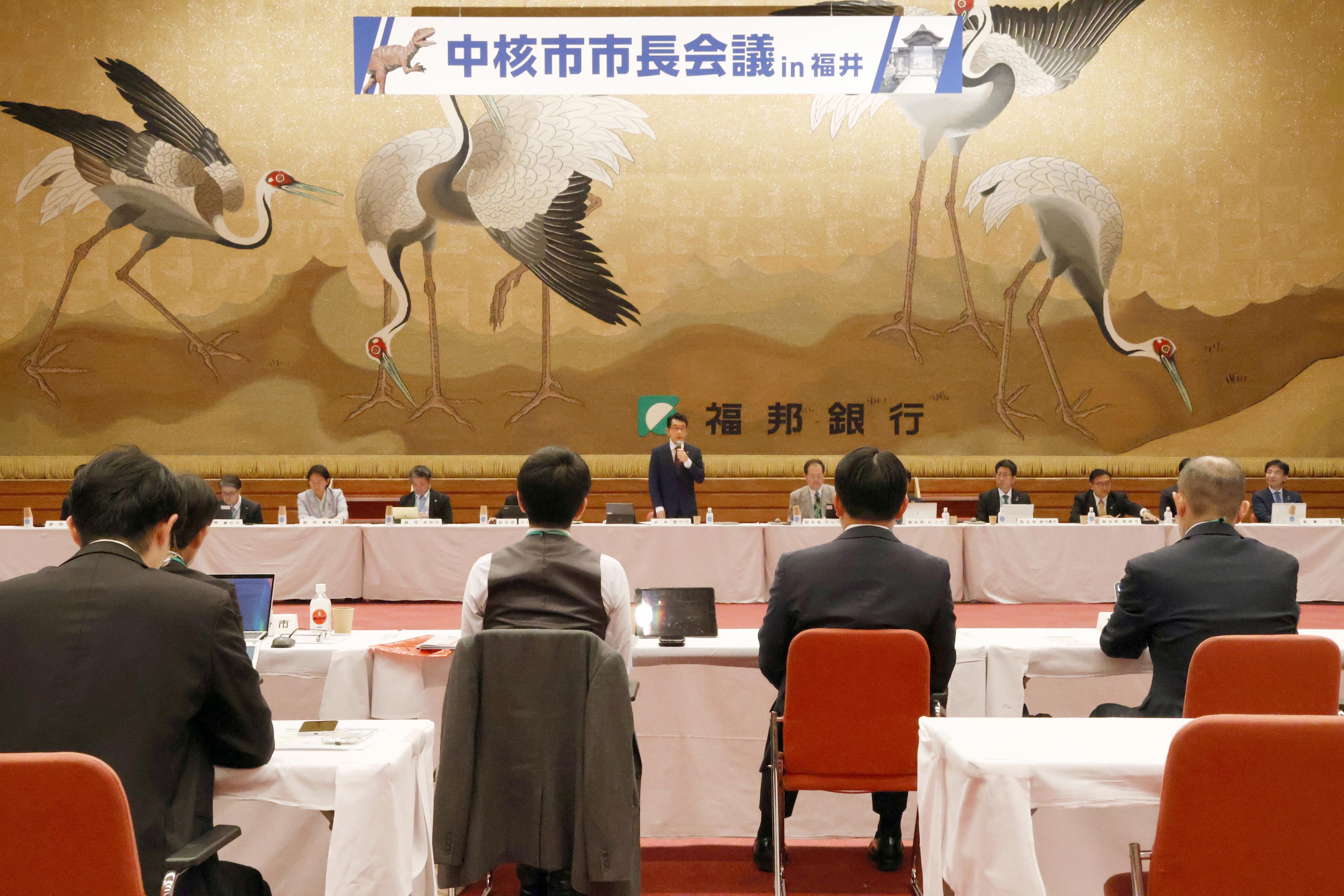 「おこめ券補助」提案に慎重意見 福井で中核市市長会議