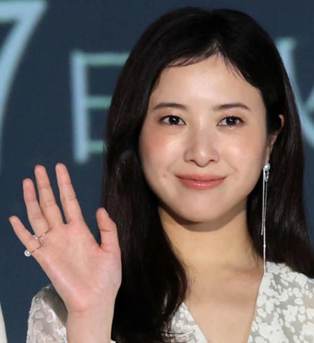 【芸能】吉高由里子「いつか人は死ぬんだとわかってはいるけど…」 意味深投稿に反響の声「何か心配」