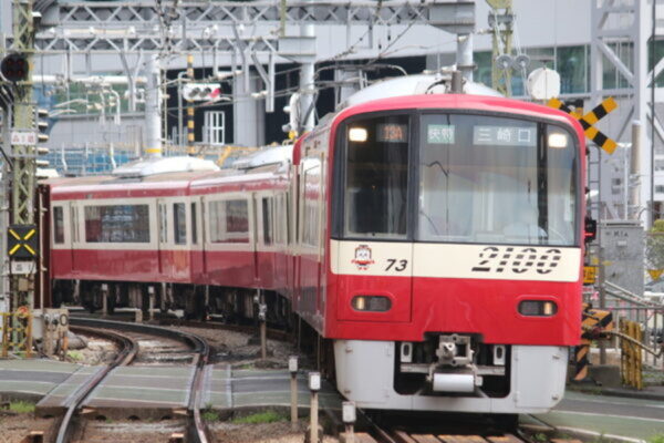 京急が「有料特急車両」の導入を検討へ 京成と共通化も視野に ベースになる車両は?