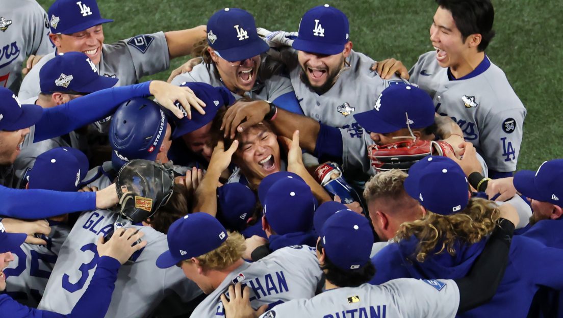 【ロサンゼルスの地元紙がドジャースを称賛】「信じがたい光景だった、言葉では言い尽くせない、この試合は、永遠に記憶されるだろう、野球が続く限り、同じ脚本が再び繰り返されることはない」