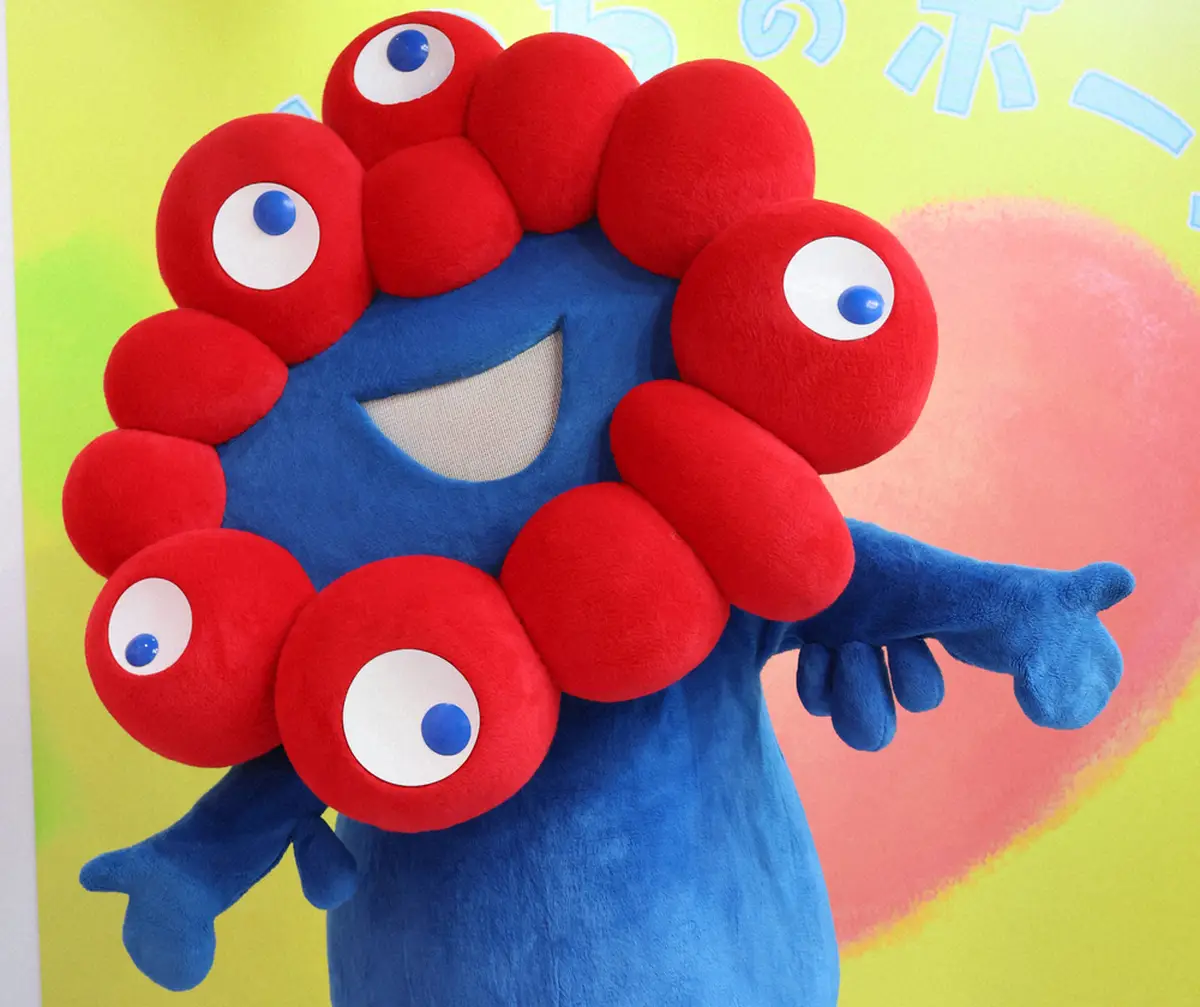 ミャクミャク 御堂筋ランウェイに登場　一番の大歓声浴びる