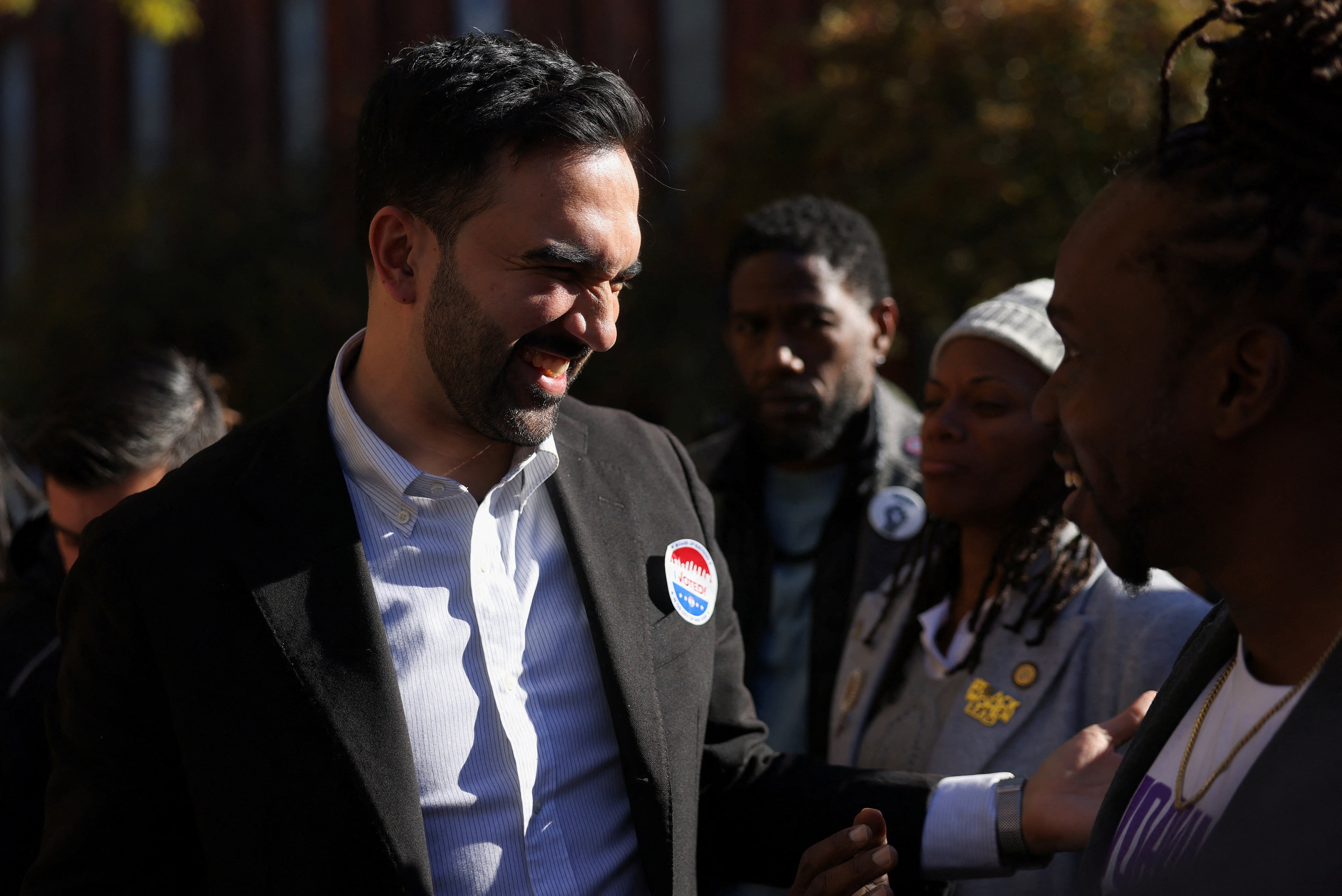 トランプ氏、政府閉鎖が敗因　野党勝利の市長・州知事選