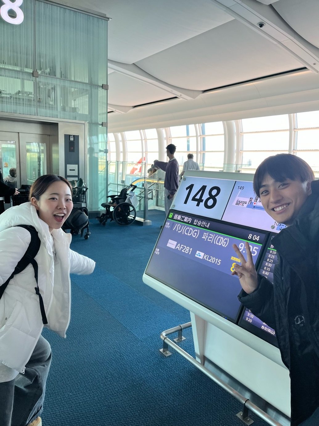 台湾「日本人ってなんで台湾来ると割り込みしたり電車内で大声で喋るの？中国人のことよく言えるね」 →？