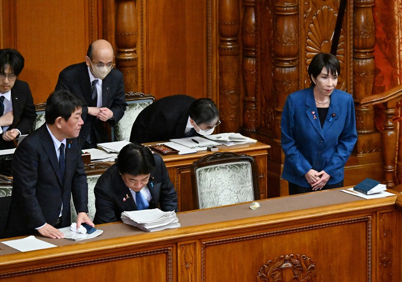 高市首相「私も大変しんどい思い」「（マスコミに）写真を撮られ、ひどい言葉で書かれたことも」　女性の健康課題対応に意欲