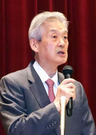 日本医師会会長、財政審に反論　診療所「窮状は変わらない」