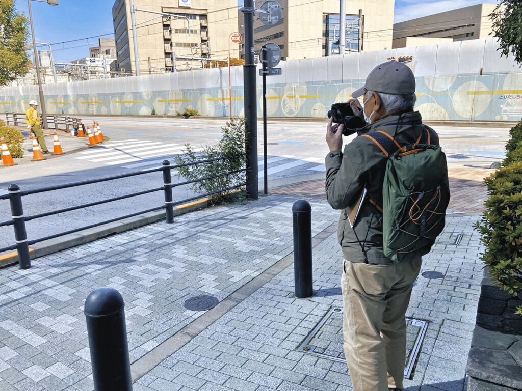 品川の「道路隆起」はやっぱりリニア工事のせい 専門家が現場検証「気泡が上昇し道を破損させた」