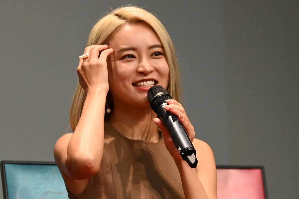 小島瑠璃子、活動再開後初の公の場　復帰理由明かす「バラエティーや文字を書くお仕事を」