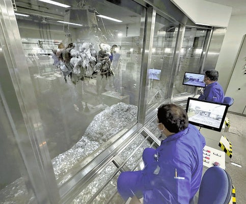 「なかなか行けない場所」ツアー人気…清掃工場の操作室・空港の制限区域・銭湯の裏側など