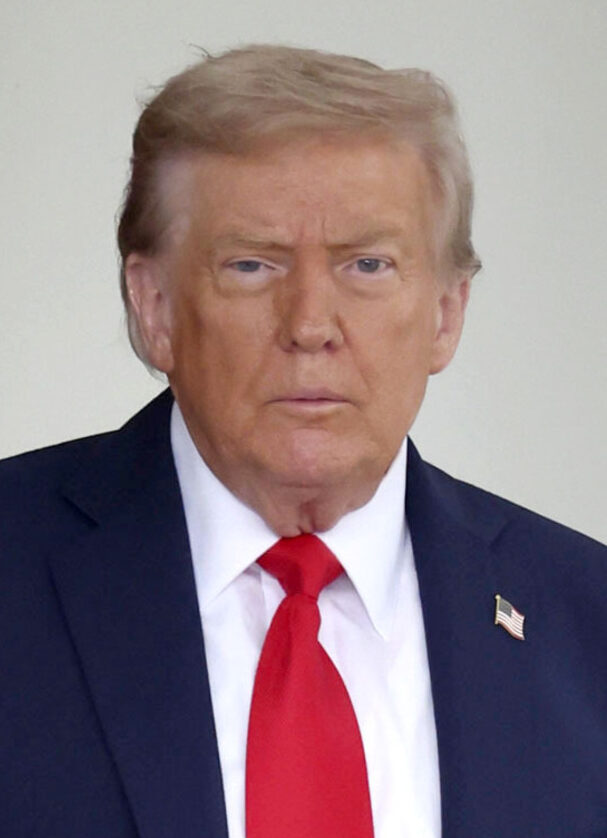 【米富豪疑惑】トランプ氏、被害者女性と「何時間も」