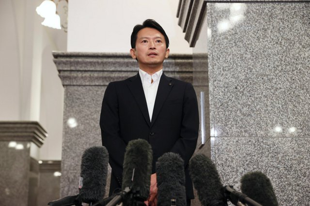 斎藤知事の不起訴　「県政進む空気ない」「嫌疑一定晴れた」との声