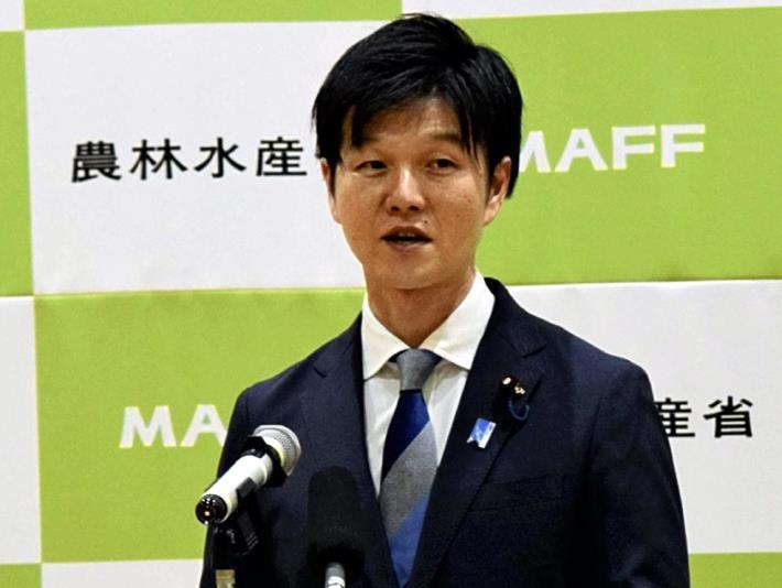 鈴木農水相「お米券でお菓子やパスタを買えるようにしたい」────？🤔