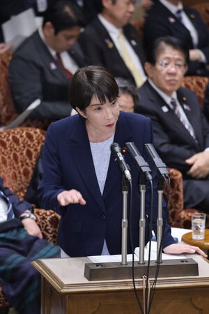 高市首相「自前答弁」に危うさ　序盤論戦、立民の追及不発