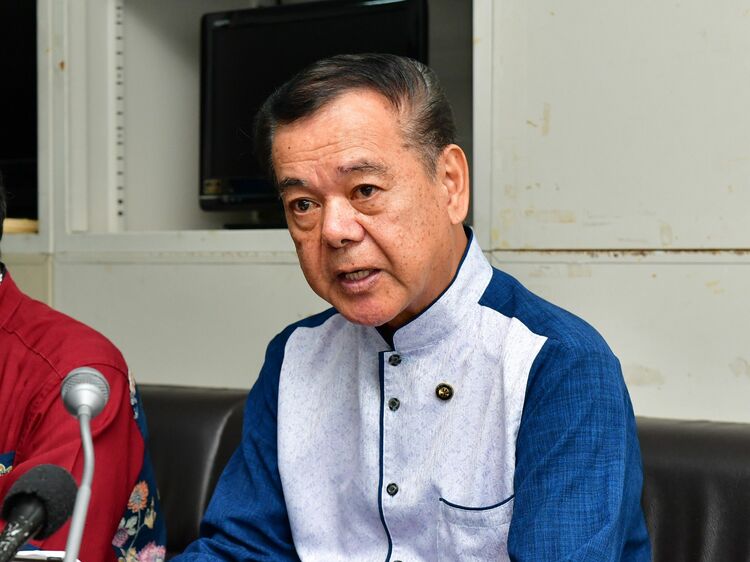 【沖縄】セクハラ問題で不信任　南城市の古謝市長、辞職意向　書面提出、市長選の見通し